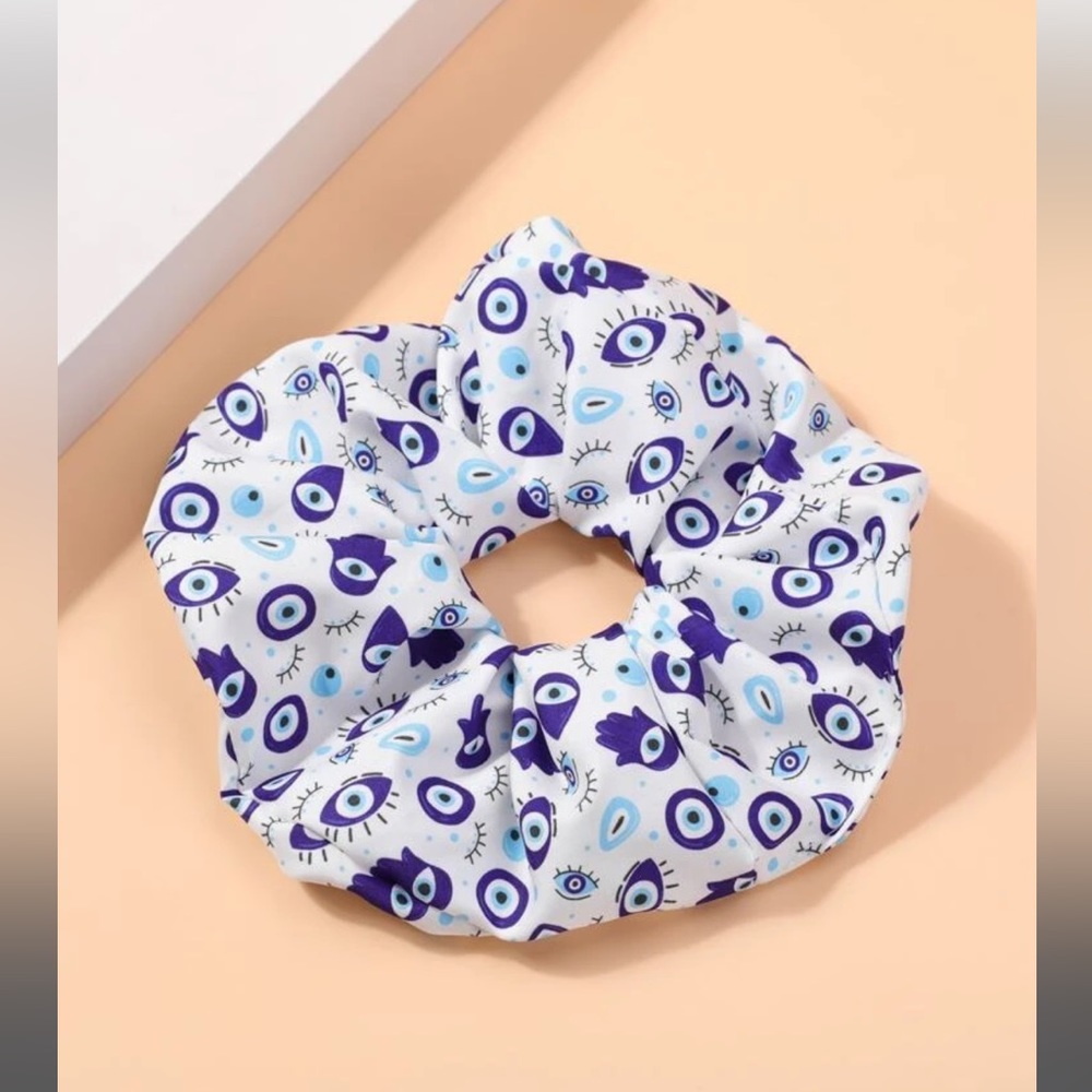 Evil eye 🧿 scrunchie hair tie